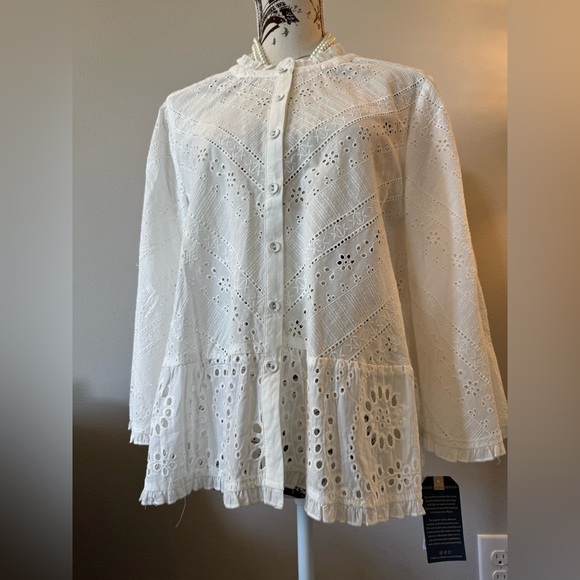 NWT Democracy Eyelet Top - Picture 7 of 15